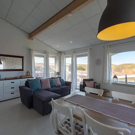 Spectacular Beachside Apartman *